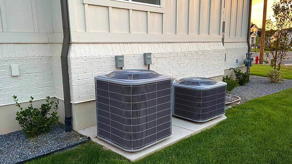 https://libertyheatingcoolingandplumbing.com/do-hvac-companies-offer-24-7-emergency-ac-st-louis/